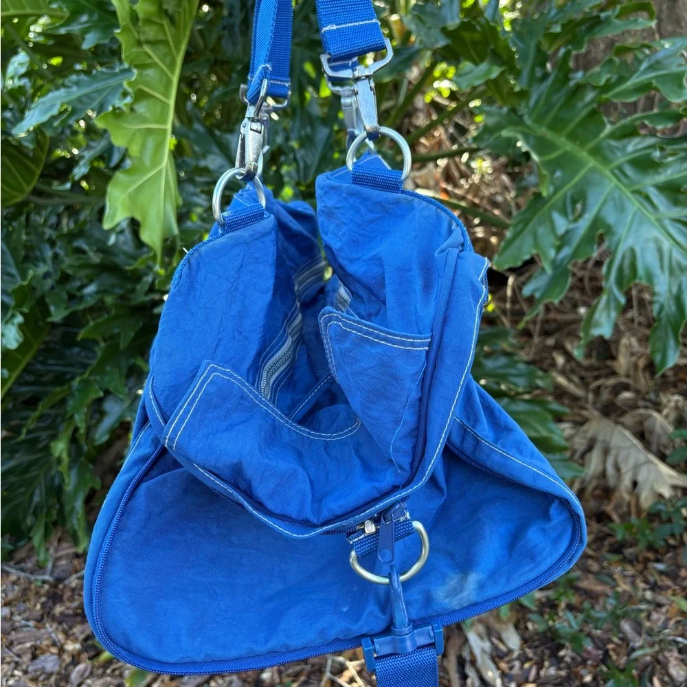 Vintage Pepsi Royal Blue Duffel Bag Travel Zip Snap Logo Rare 90s Dual Handle
